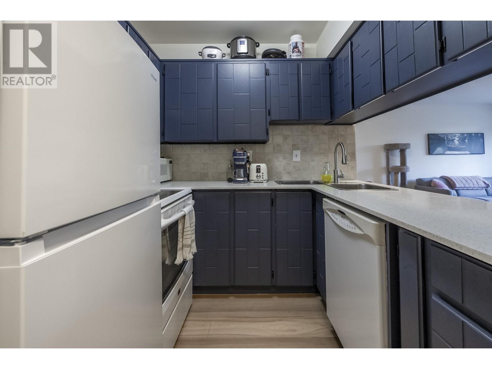 201 721 Hamilton Street, New Westminster, British Columbia  V3M 2M7 - Photo 11 - R2988509