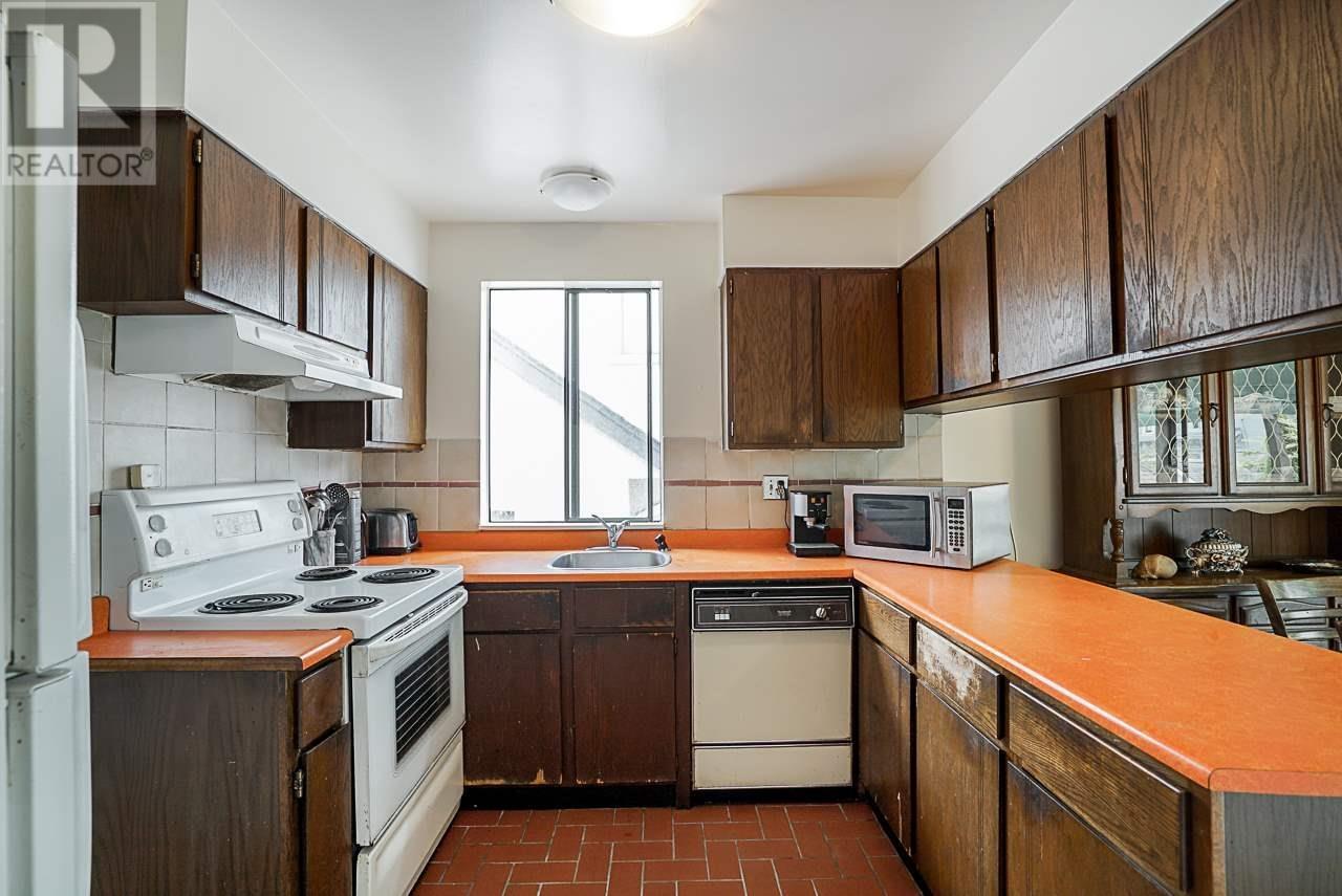 3469 W 8th Avenue, Vancouver, British Columbia  V6R 1Y6 - Photo 7 - R2988673