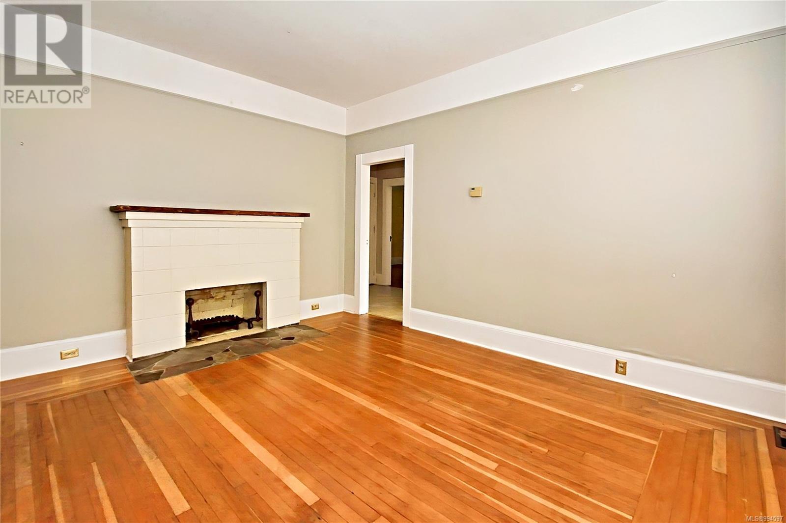 Property at 350 Stewart Ave image 5