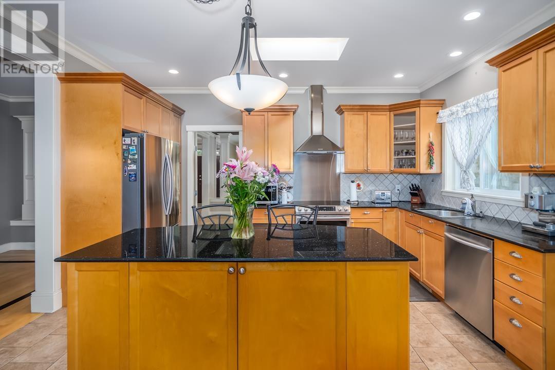Property at 935 FOSTER AVENUE image 5