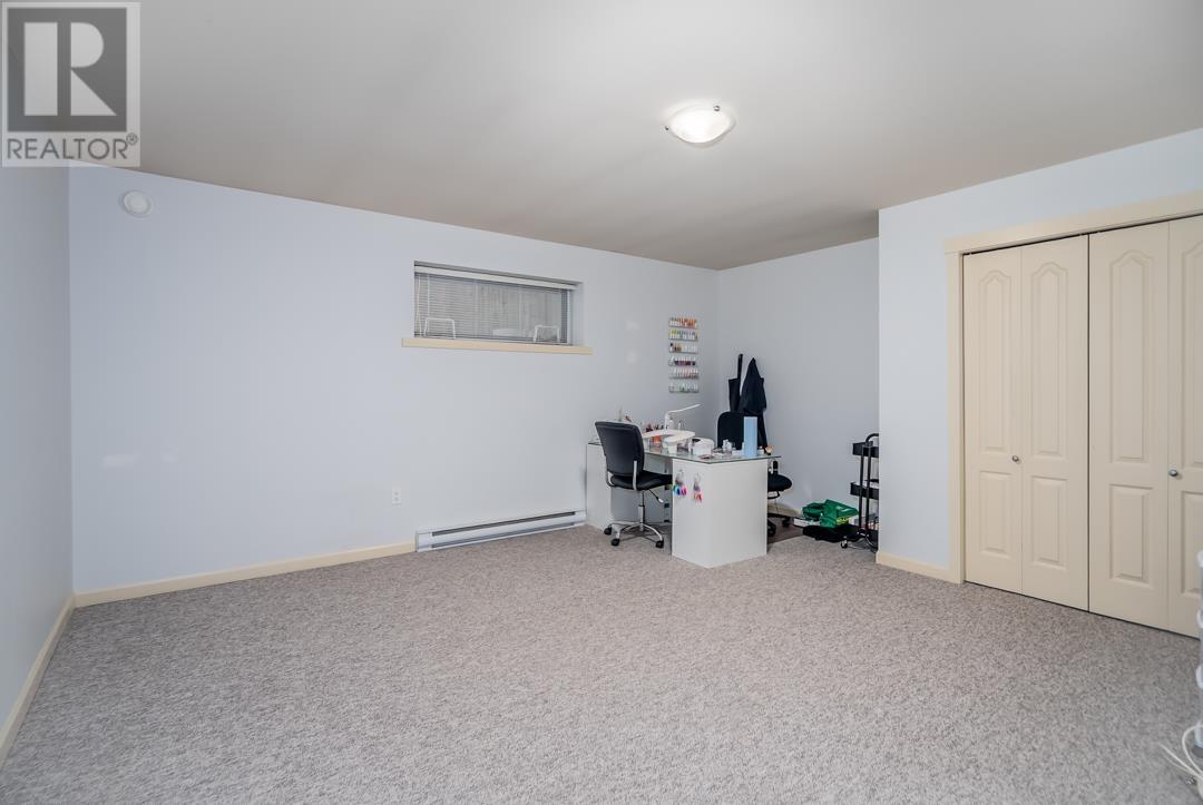 935 Foster Avenue, Coquitlam, British Columbia  V3J 2L9 - Photo 25 - R2985844