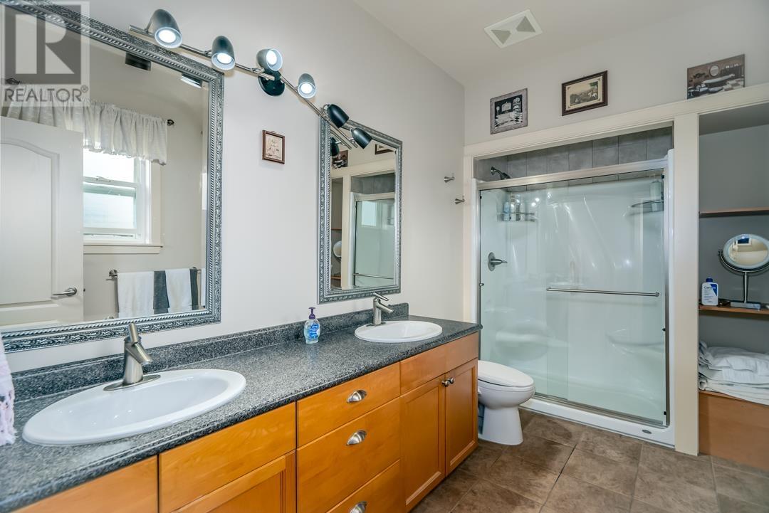 935 Foster Avenue, Coquitlam, British Columbia  V3J 2L9 - Photo 15 - R2985844
