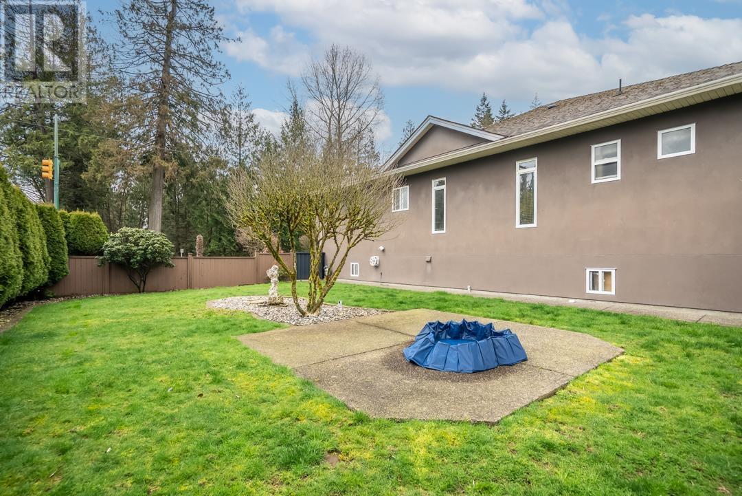 935 Foster Avenue, Coquitlam, British Columbia  V3J 2L9 - Photo 30 - R2985844