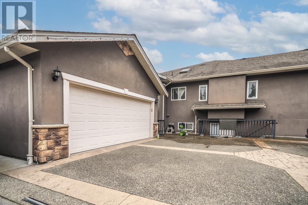 935 Foster Avenue, Coquitlam, British Columbia  V3J 2L9 - Photo 33 - R2985844