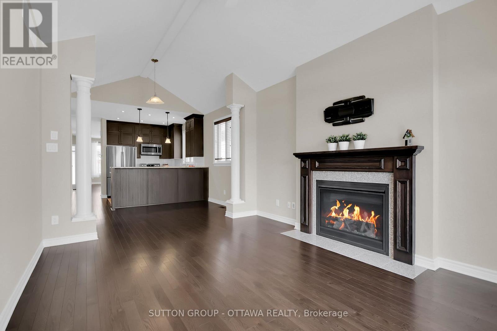 809 Carnelian Crescent, Ottawa, Ontario  K1X 0A8 - Photo 17 - X12073358