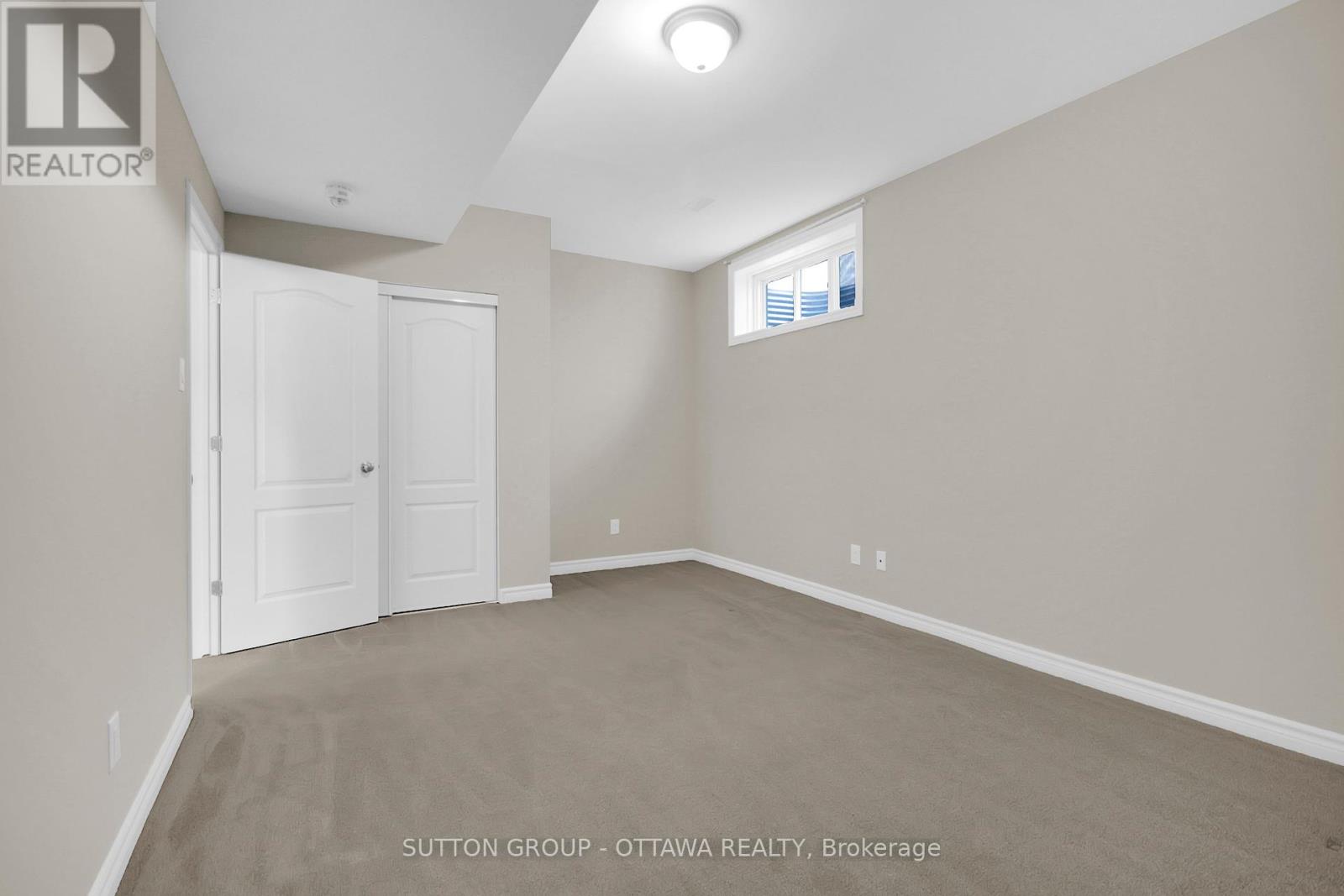 809 Carnelian Crescent, Ottawa, Ontario  K1X 0A8 - Photo 42 - X12073358