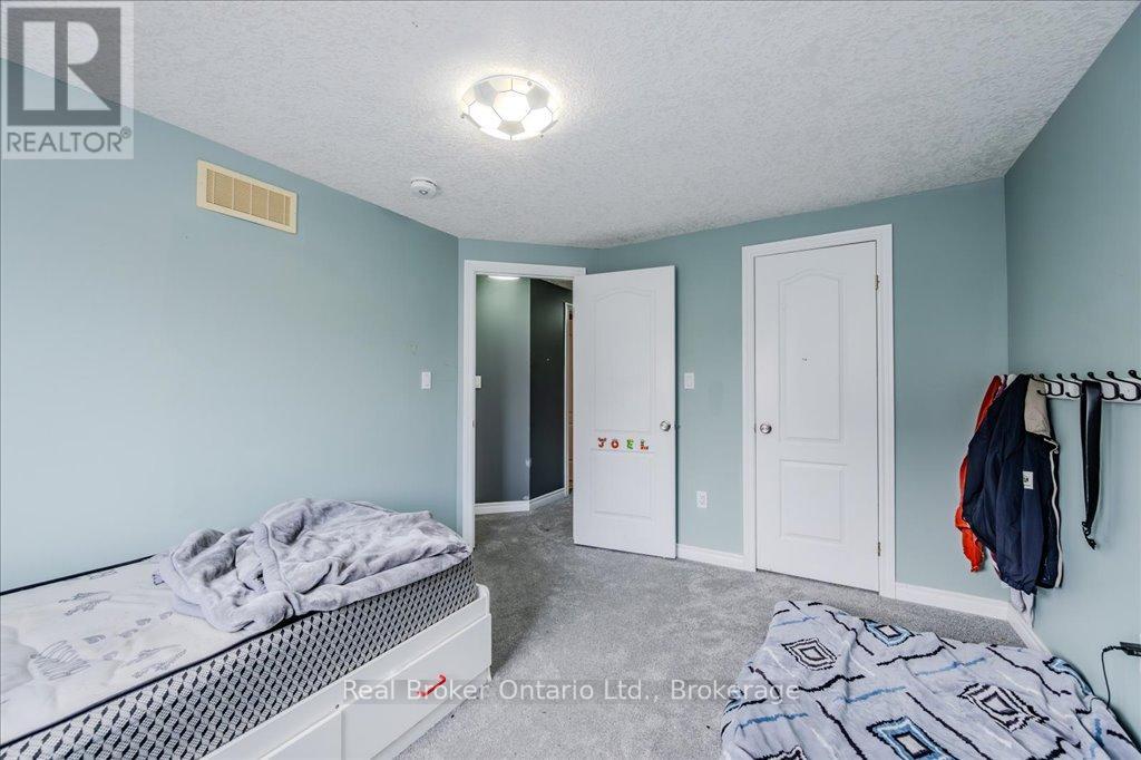 16 Darnell Road, Guelph, Ontario  N1G 5K3 - Photo 19 - X12073334