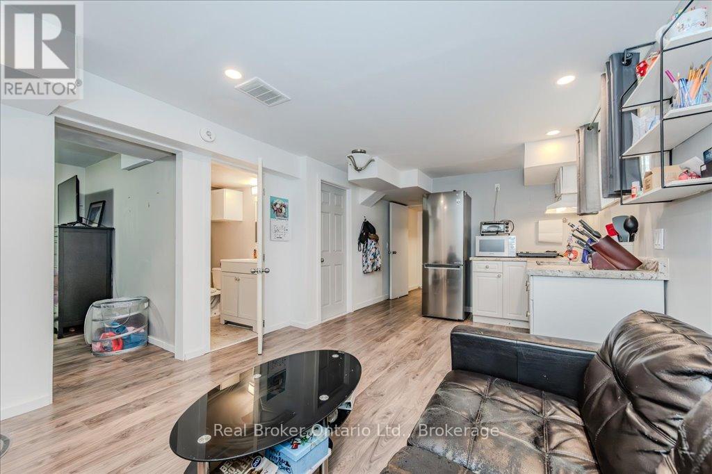 16 Darnell Road, Guelph, Ontario  N1G 5K3 - Photo 26 - X12073334