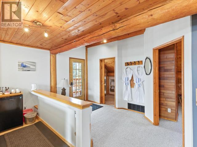 103084 Alaska Highway, Haines Junction, Yukon  Y0B 1L0 - Photo 37 - 16365