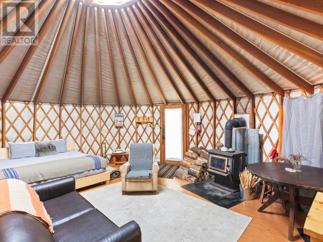 103084 Alaska Highway, Haines Junction, Yukon  Y0B 1L0 - Photo 47 - 16365