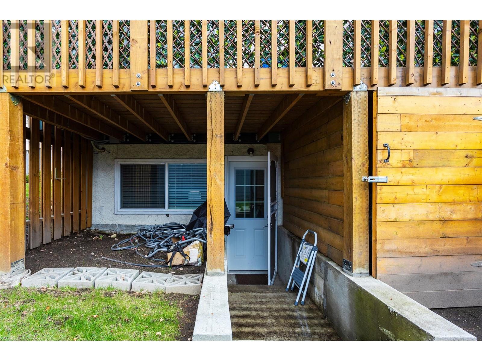 Property at 750 Houghton Road Unit# 8 image 5