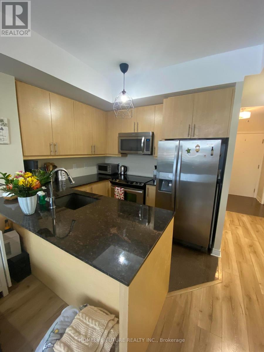 310 - 2756 OLD LESLIE STREET, Toronto, Ontario