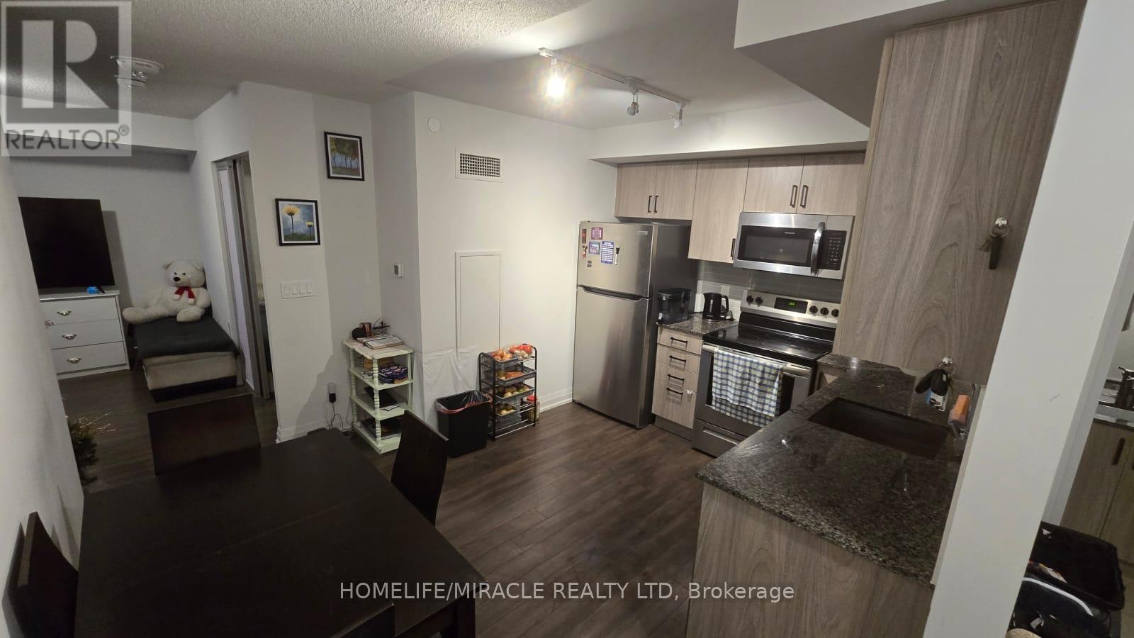 225 - 20 Meadowglen Place, Toronto, Ontario  M1G 0A9 - Photo 5 - E12073357