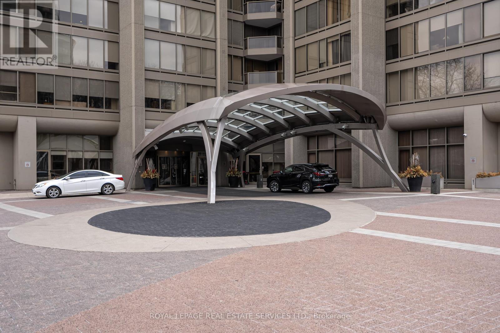 Property at 1106 - 2045 LAKE SHORE BOULEVARD W image 3