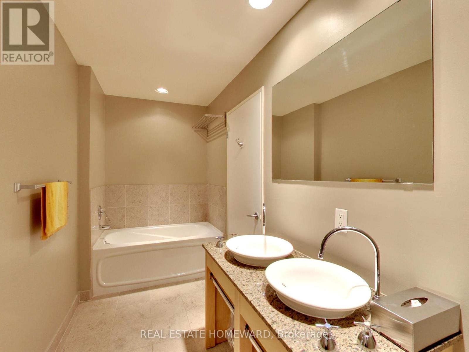 1019 - 333 Adelaide Street E, Toronto, Ontario  M5A 4T4 - Photo 34 - C12068102
