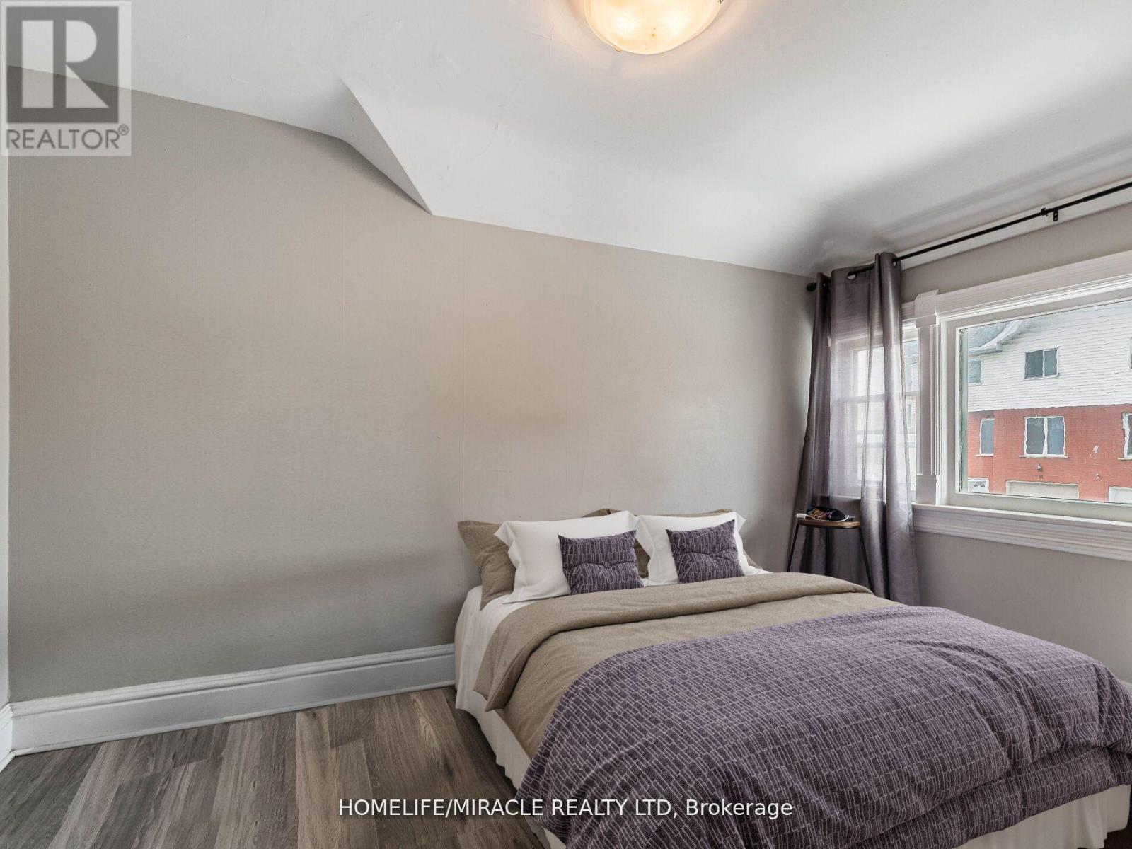 Property at 9 RAMORE STREET image 5