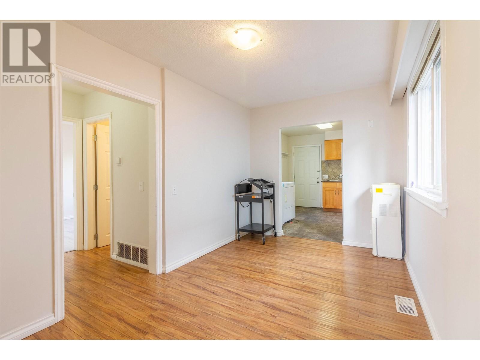 5630 Lincoln Street, Vancouver, British Columbia  V5R 4P4 - Photo 8 - R2988746