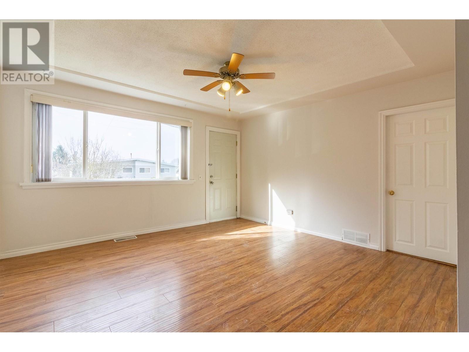 5630 Lincoln Street, Vancouver, British Columbia  V5R 4P4 - Photo 4 - R2988746