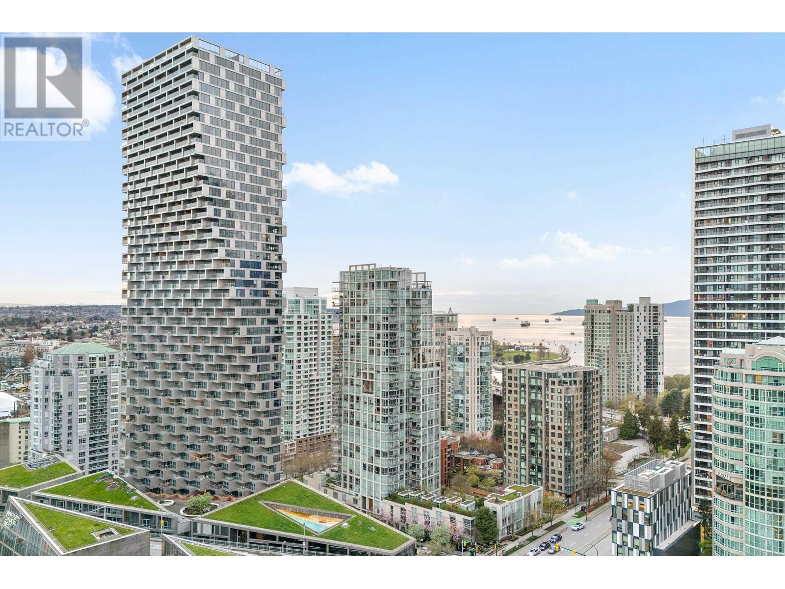 1439 HOWE STREET, vancouver, British Columbia