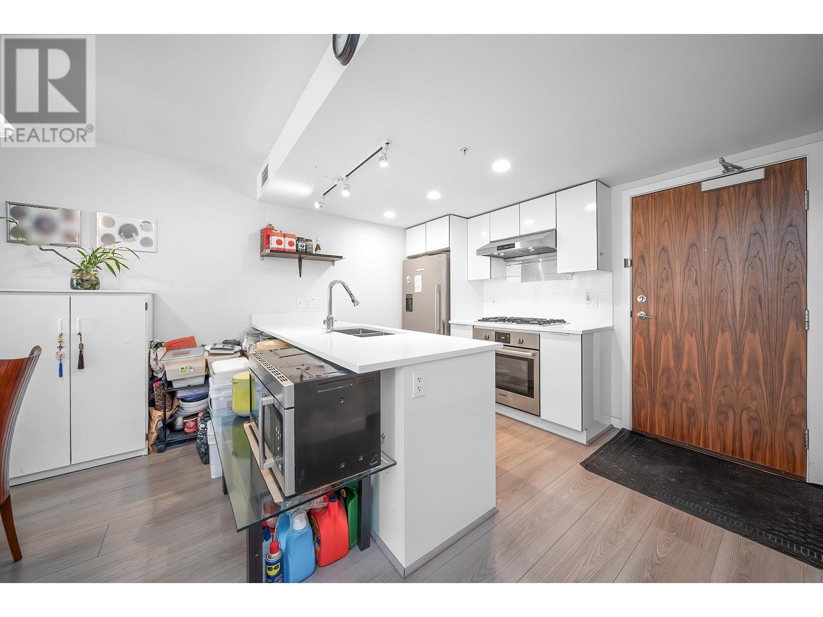 804 8699 Hazelbridge Way, Richmond, British Columbia  V6X 0T4 - Photo 5 - R2988760