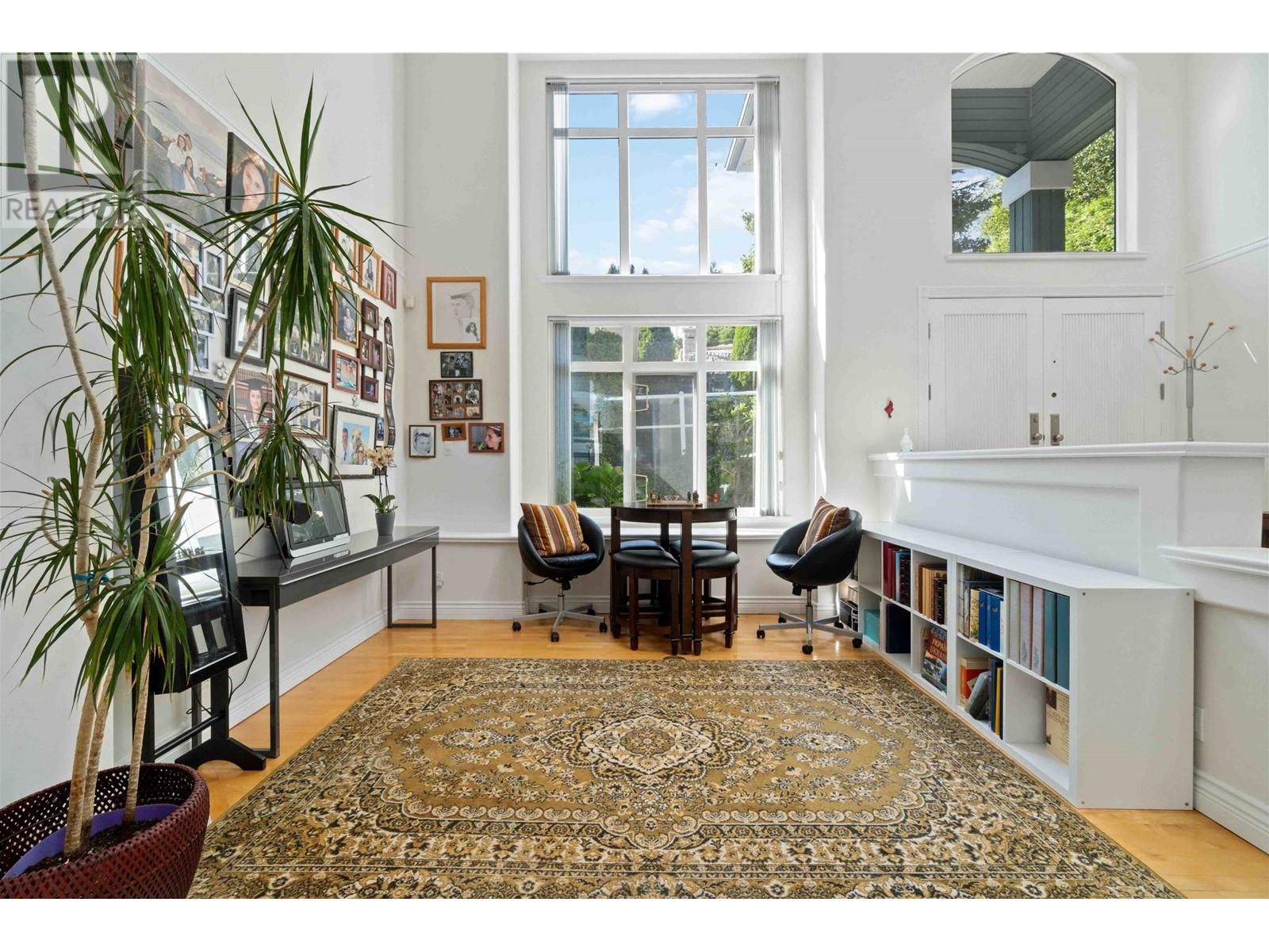 3866 Michener Way, North Vancouver, British Columbia  V7K 3C7 - Photo 7 - R2988623