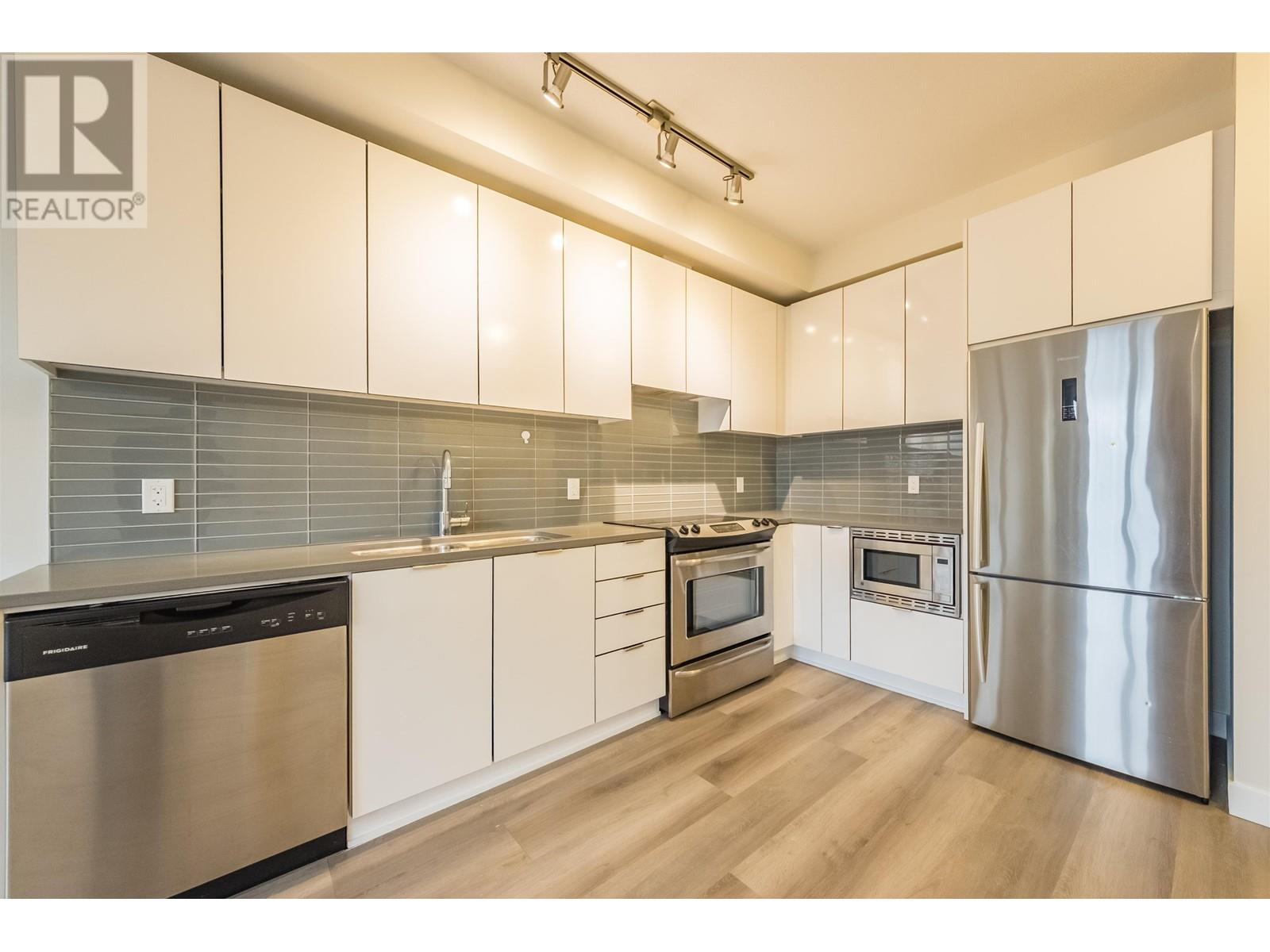 111 9168 Slopes Mews, Burnaby, British Columbia  V5A 0E4 - Photo 8 - R2988386