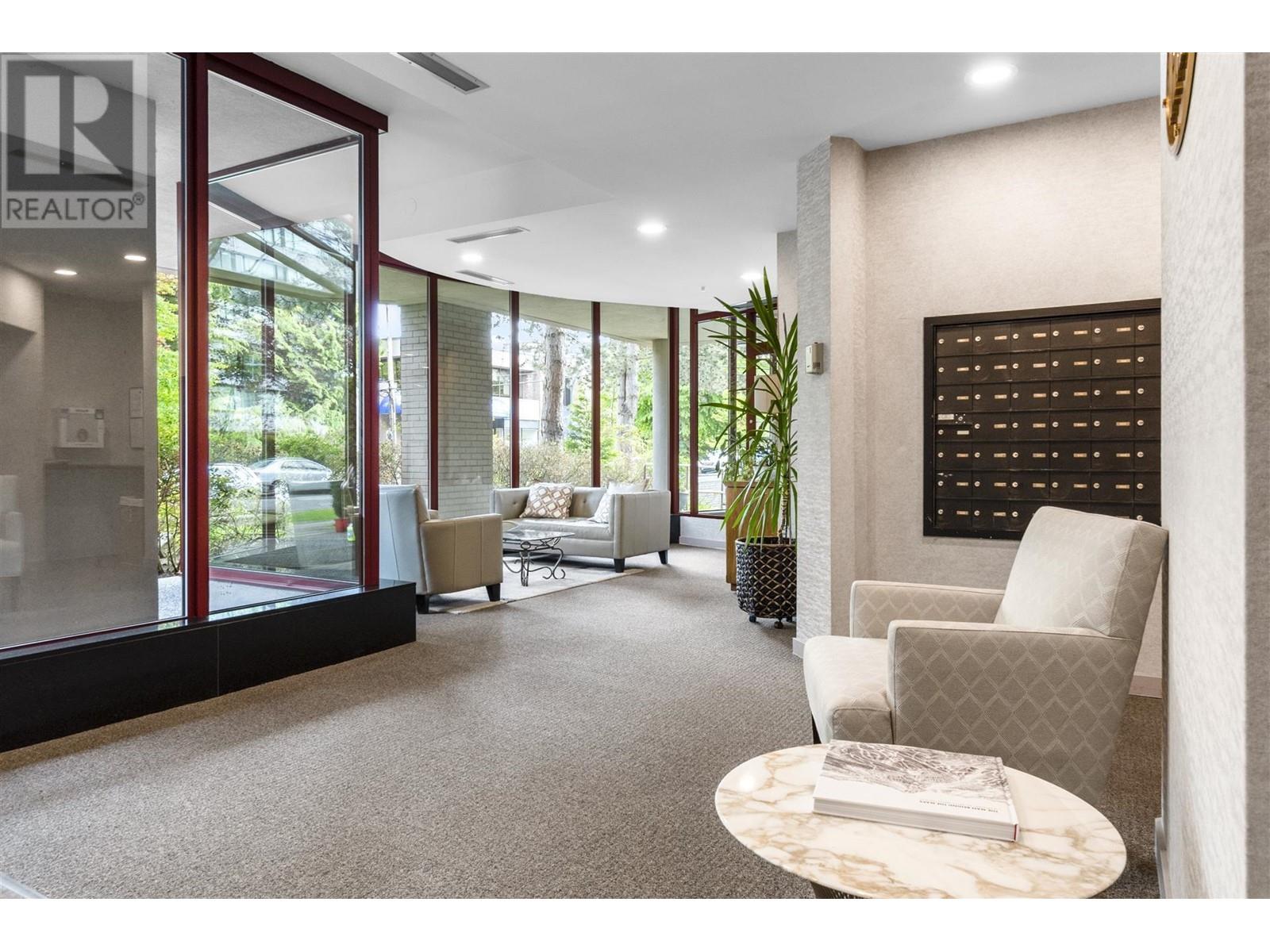 803 2108 W 38th Avenue, Vancouver, British Columbia  V6M 1R9 - Photo 2 - R2988382
