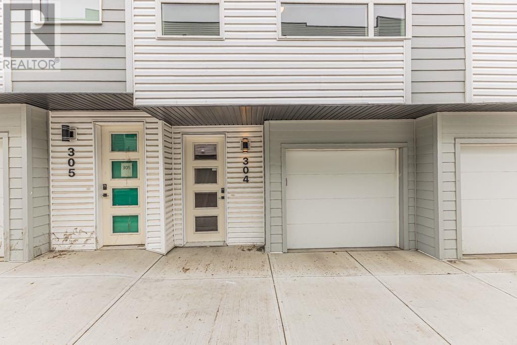 Property at 304, 101 Panatella Square NW image 2
