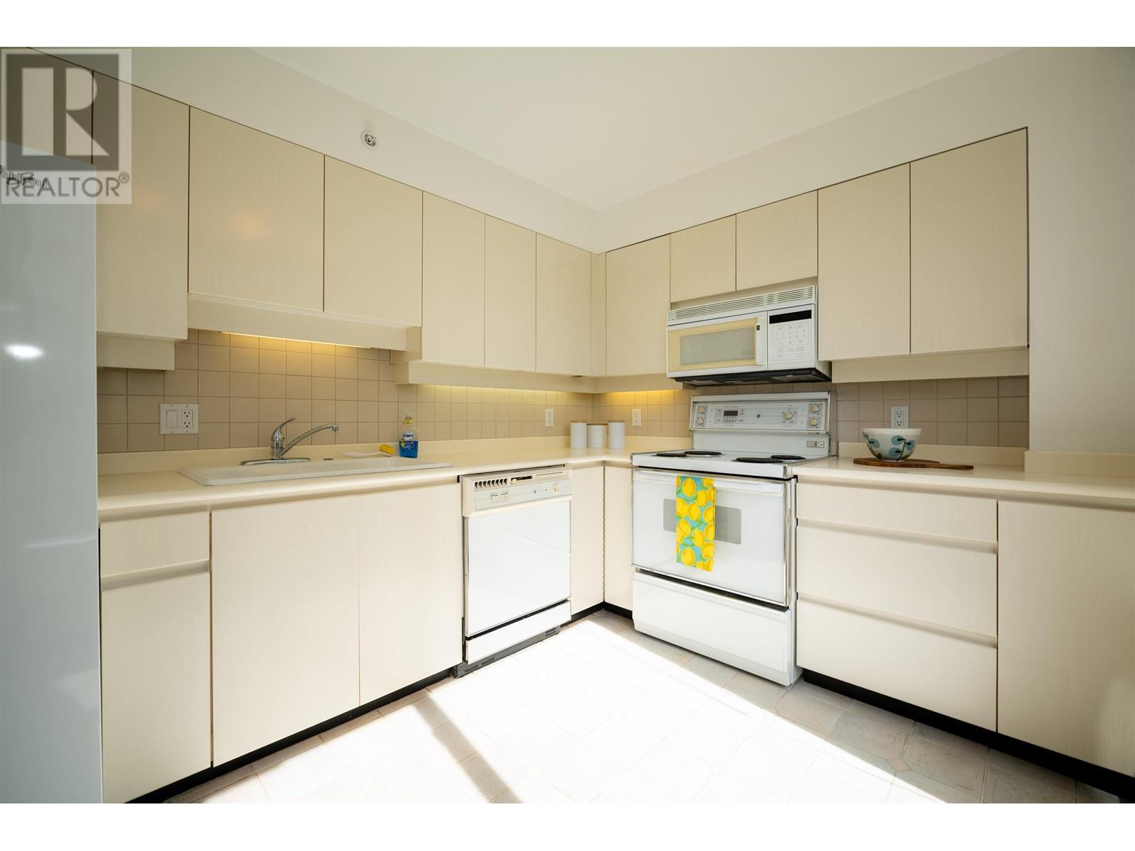 203 2108 W 38th Avenue, Vancouver, British Columbia  V6M 1R9 - Photo 14 - R2986380