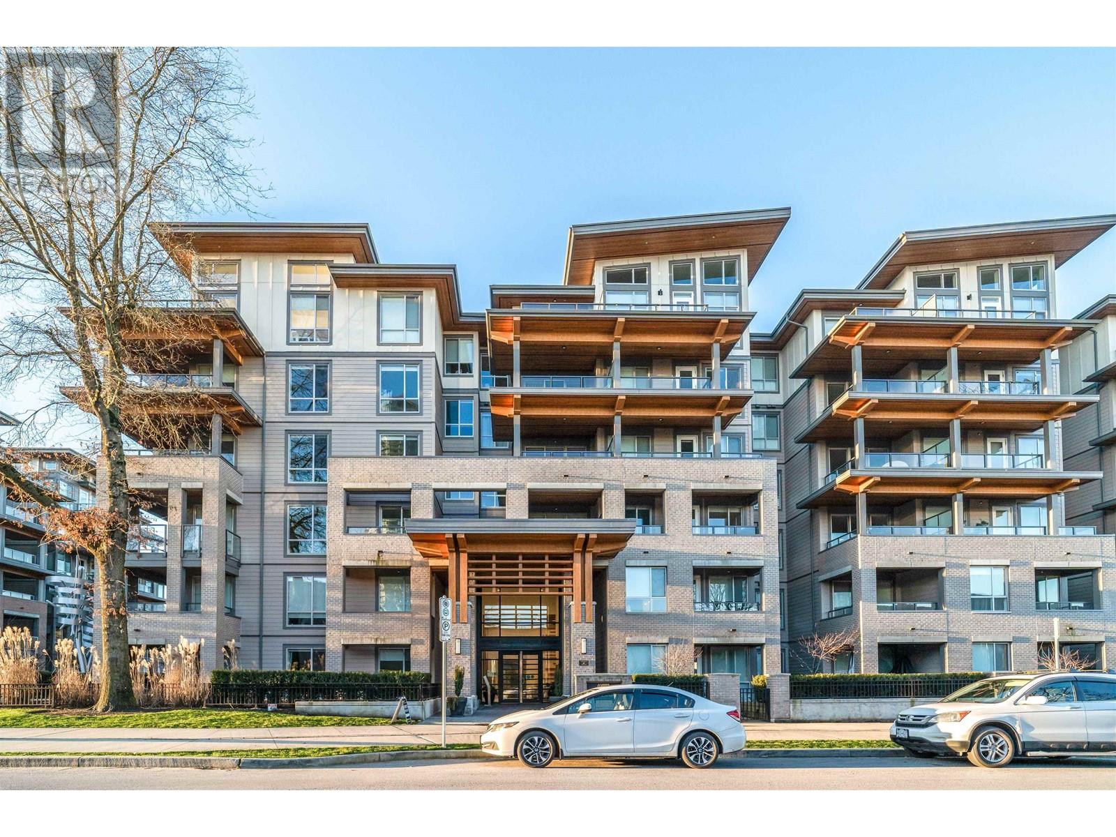 610 7169 14TH AVENUE, Burnaby, British Columbia