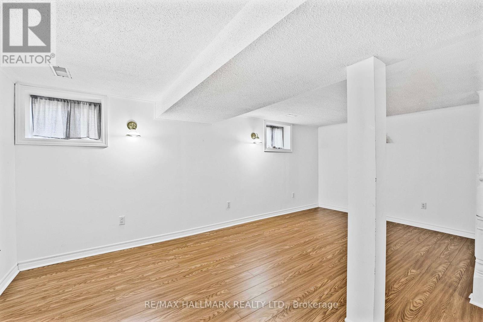 17 Tofield Crescent, Toronto (Rexdale-Kipling), Ontario  M9W 2B8 - Photo 28 - W12073401