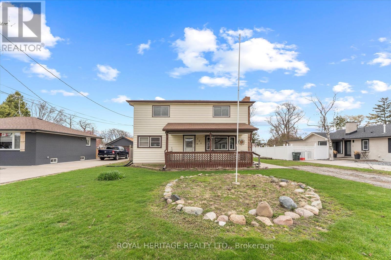 Property at 734 WILLIAM STREET image 3