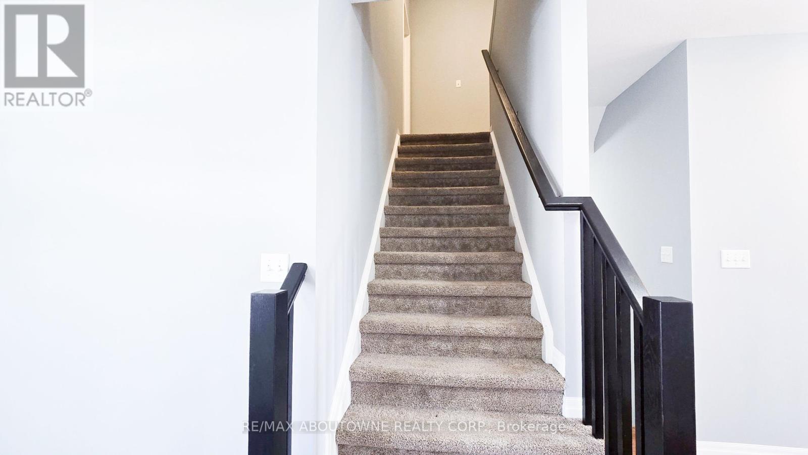 135 Freure Drive, Cambridge, Ontario  N1S 0A2 - Photo 15 - X12073434