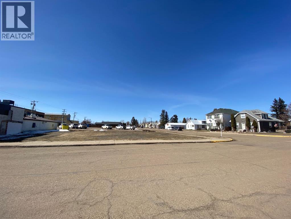 305-307 1 Street W, Hanna, Alberta  T0J 1P0 - Photo 5 - A2209126