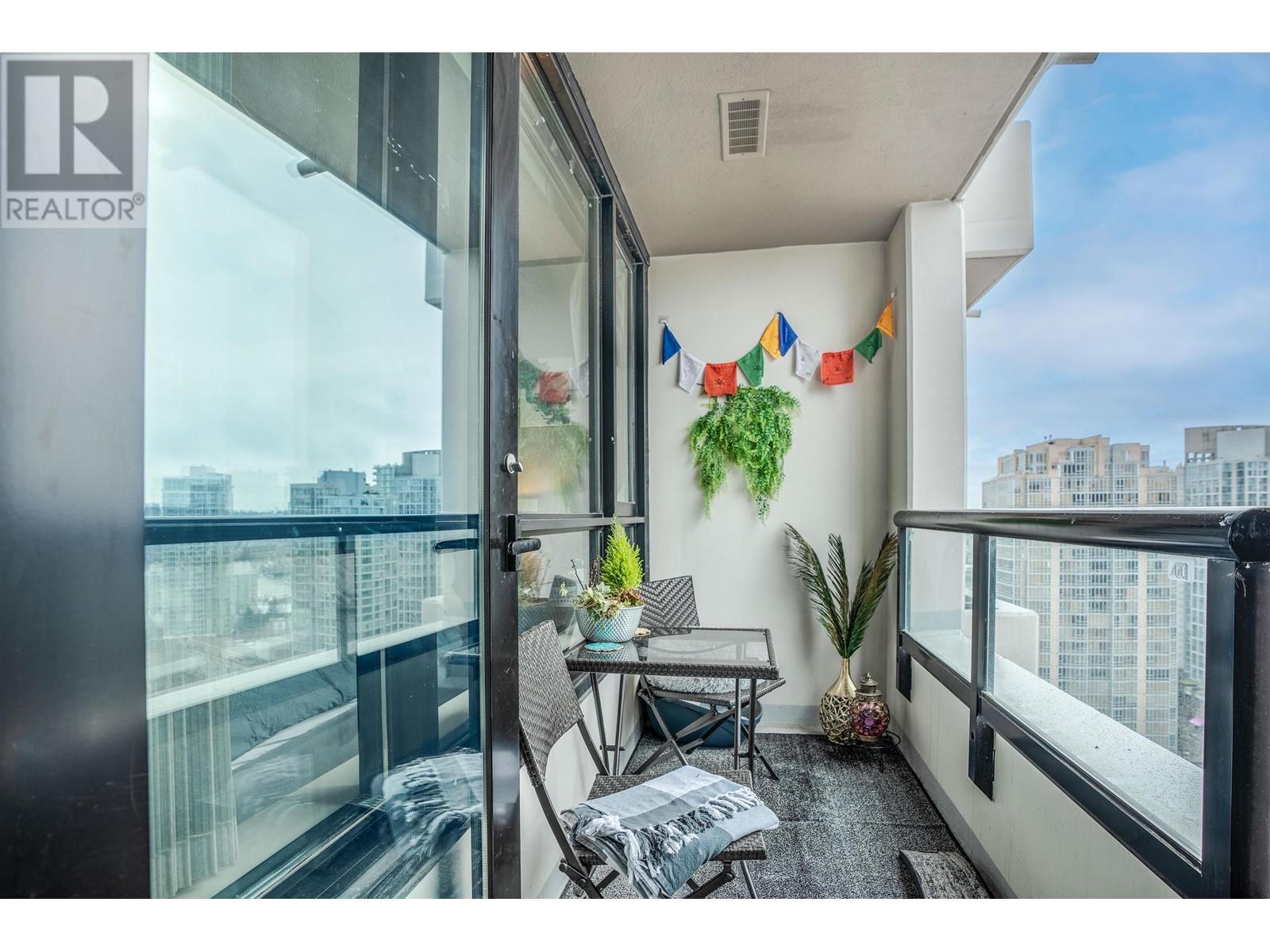 2405 909 Mainland Street, Vancouver, British Columbia  V6B 1S3 - Photo 10 - R2988804