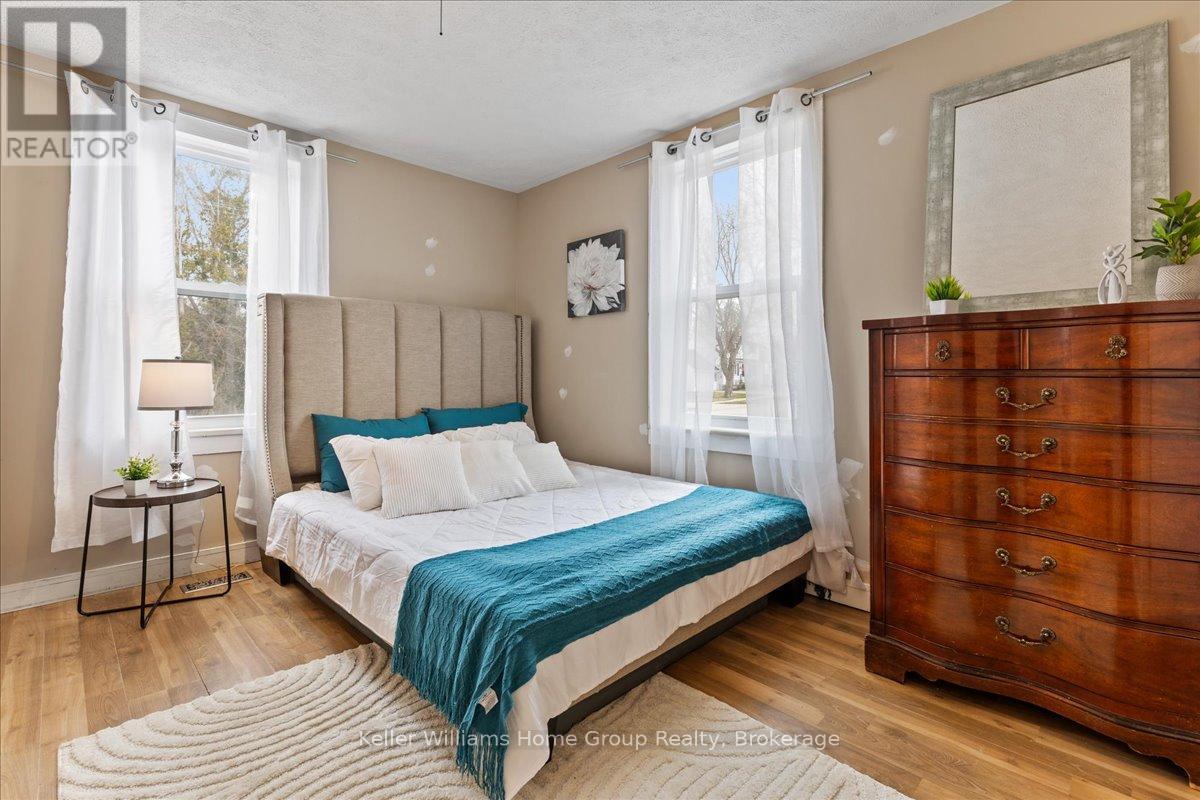 106 William Street, West Grey, Ontario  N0G 2M0 - Photo 16 - X12073469