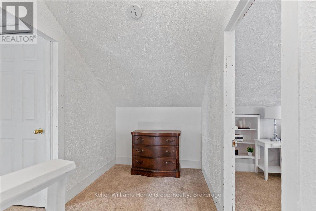 106 William Street, West Grey, Ontario  N0G 2M0 - Photo 19 - X12073469