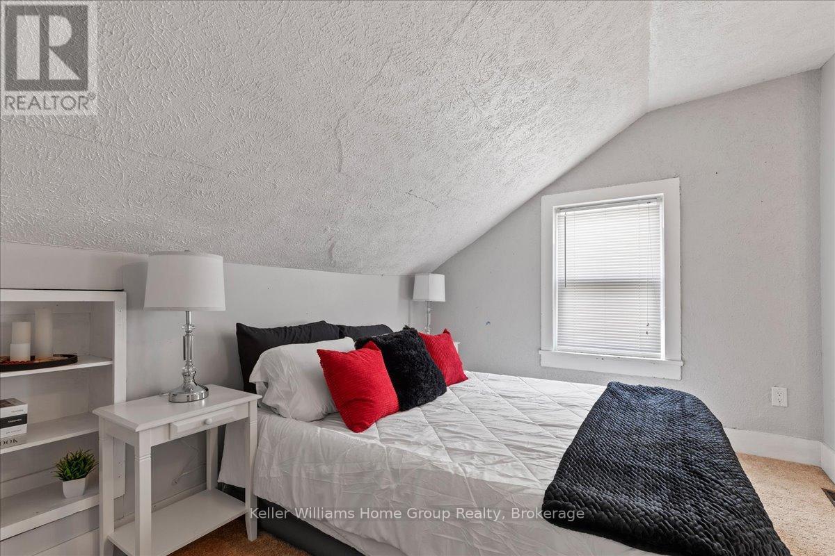 106 William Street, West Grey, Ontario  N0G 2M0 - Photo 24 - X12073469