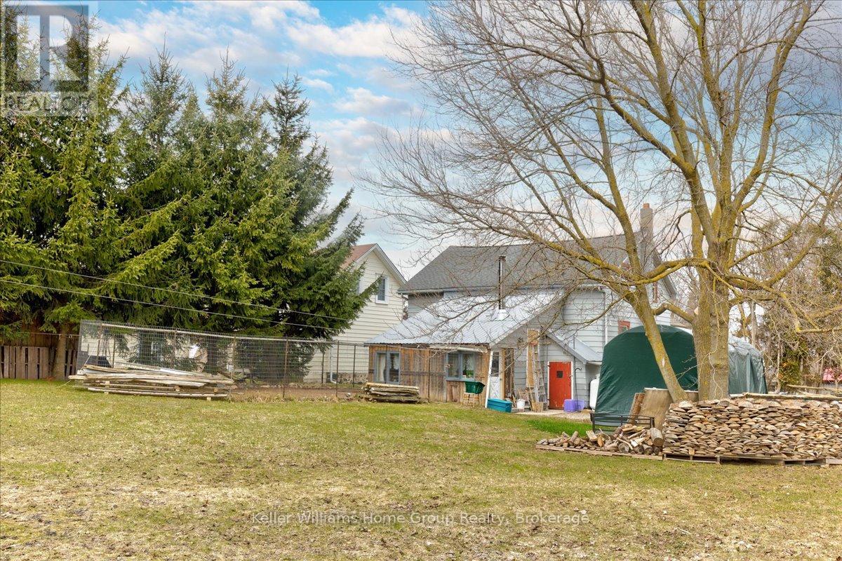 106 William Street, West Grey, Ontario  N0G 2M0 - Photo 5 - X12073469