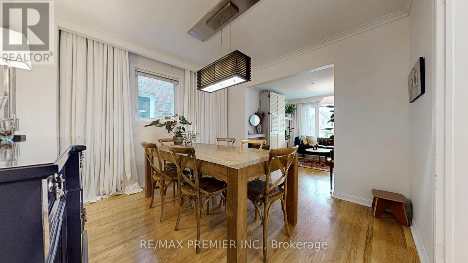 216 Medland Street, Toronto, Ontario  M6P 2N7 - Photo 11 - W12073487