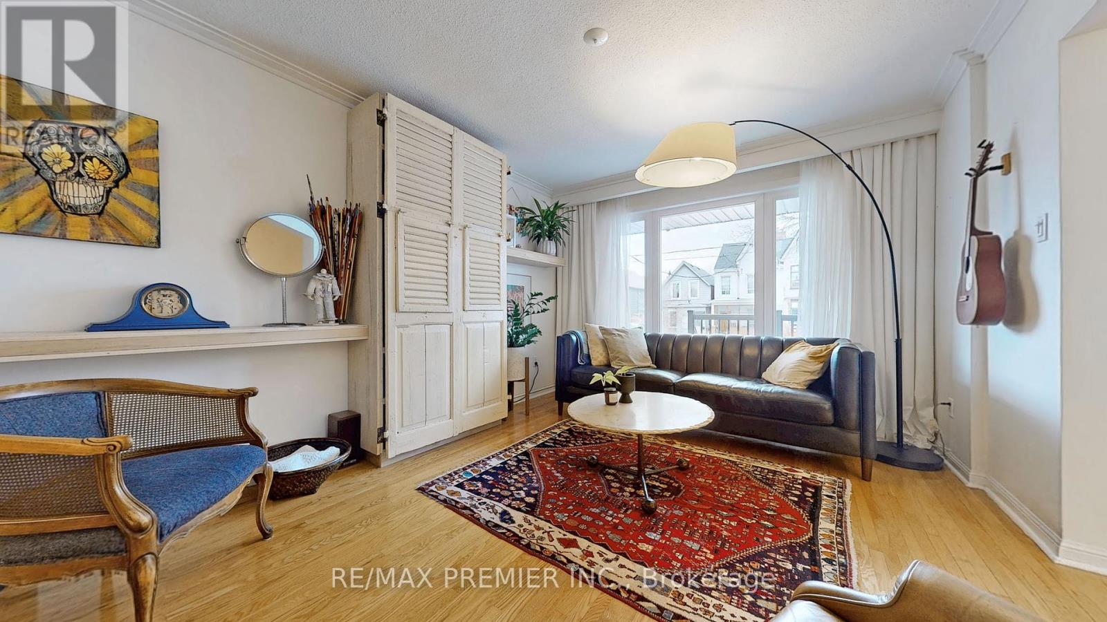 216 Medland Street, Toronto, Ontario  M6P 2N7 - Photo 2 - W12073487