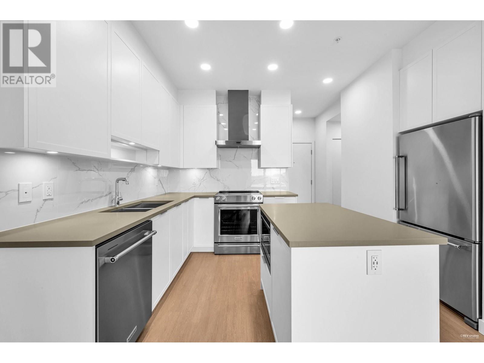 313 7123 11th Avenue, Burnaby, British Columbia  V3N 0J6 - Photo 10 - R2988107