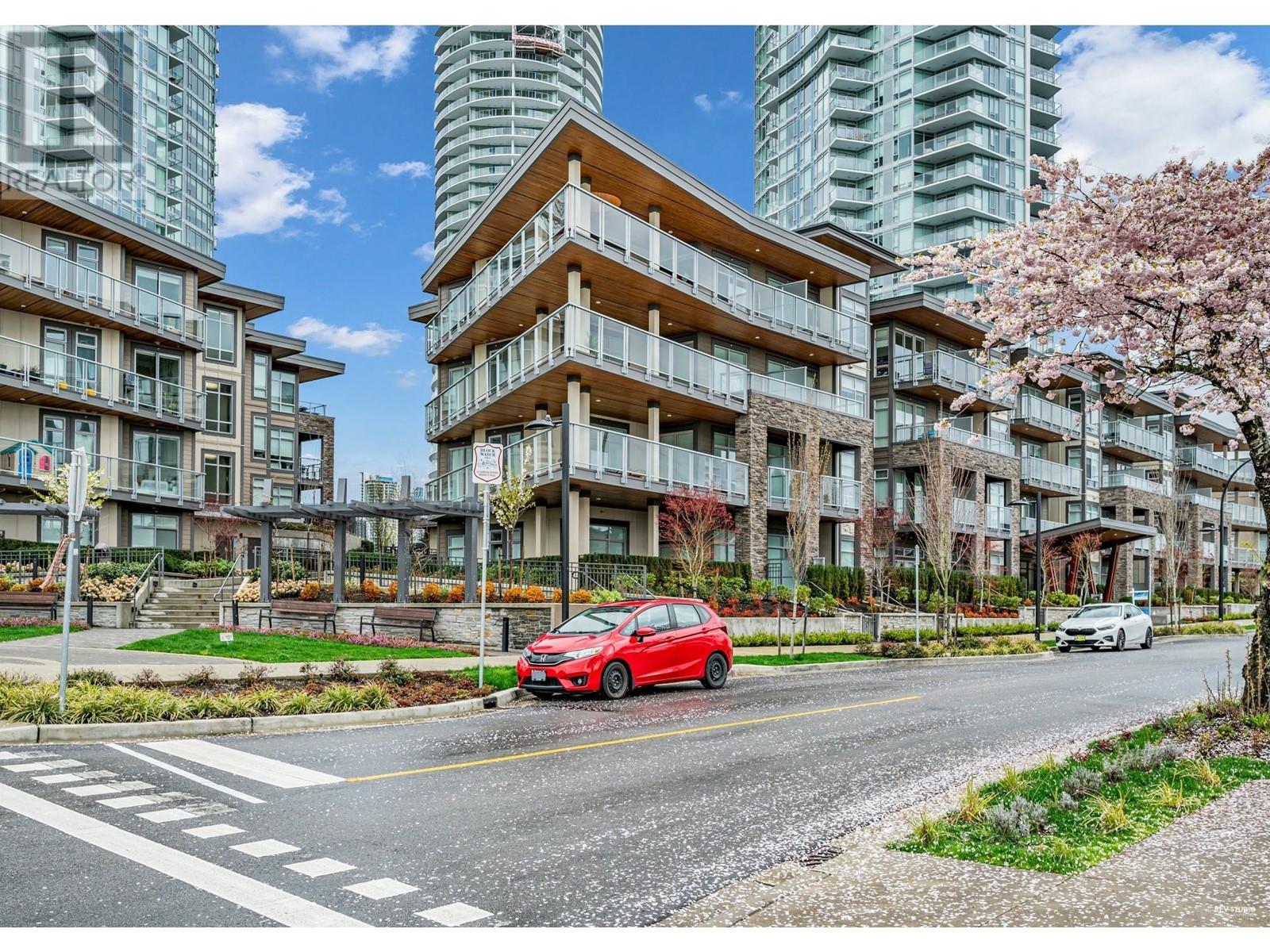 313 7123 11TH AVENUE, burnaby, British Columbia