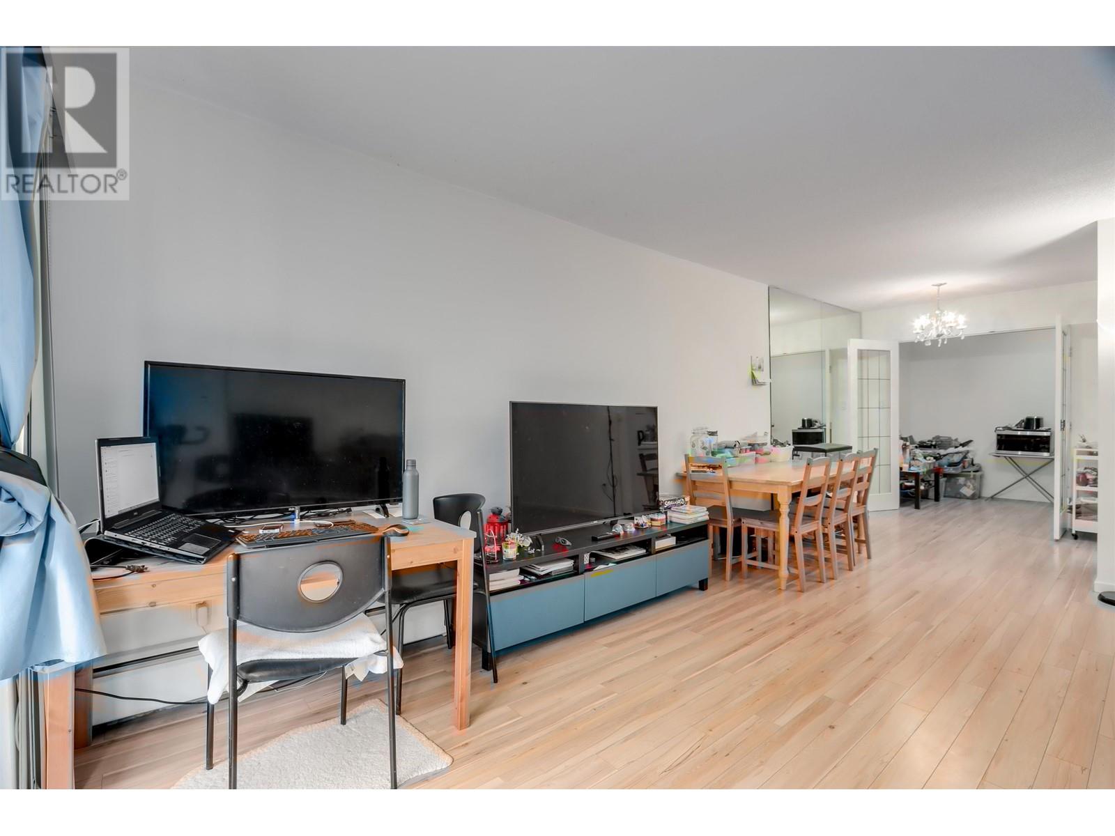 214 170 E 3rd Street, North Vancouver, British Columbia  V7L 1E6 - Photo 5 - R2988483