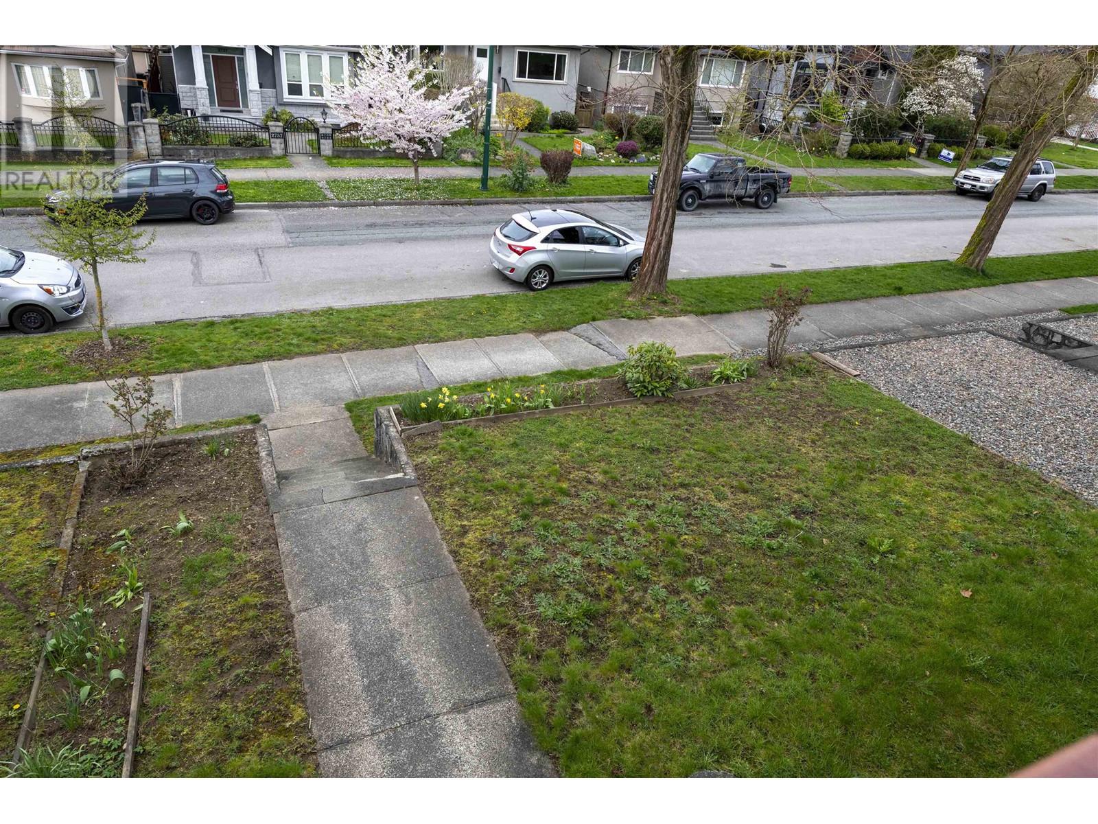 2754 Kitchener Street, Vancouver, British Columbia  V5K 3E1 - Photo 31 - R2988570
