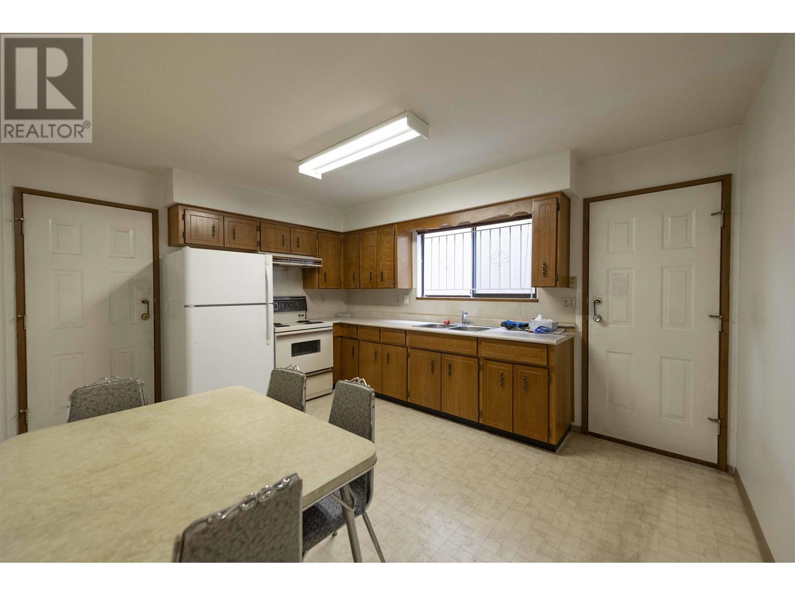 2754 Kitchener Street, Vancouver, British Columbia  V5K 3E1 - Photo 16 - R2988570