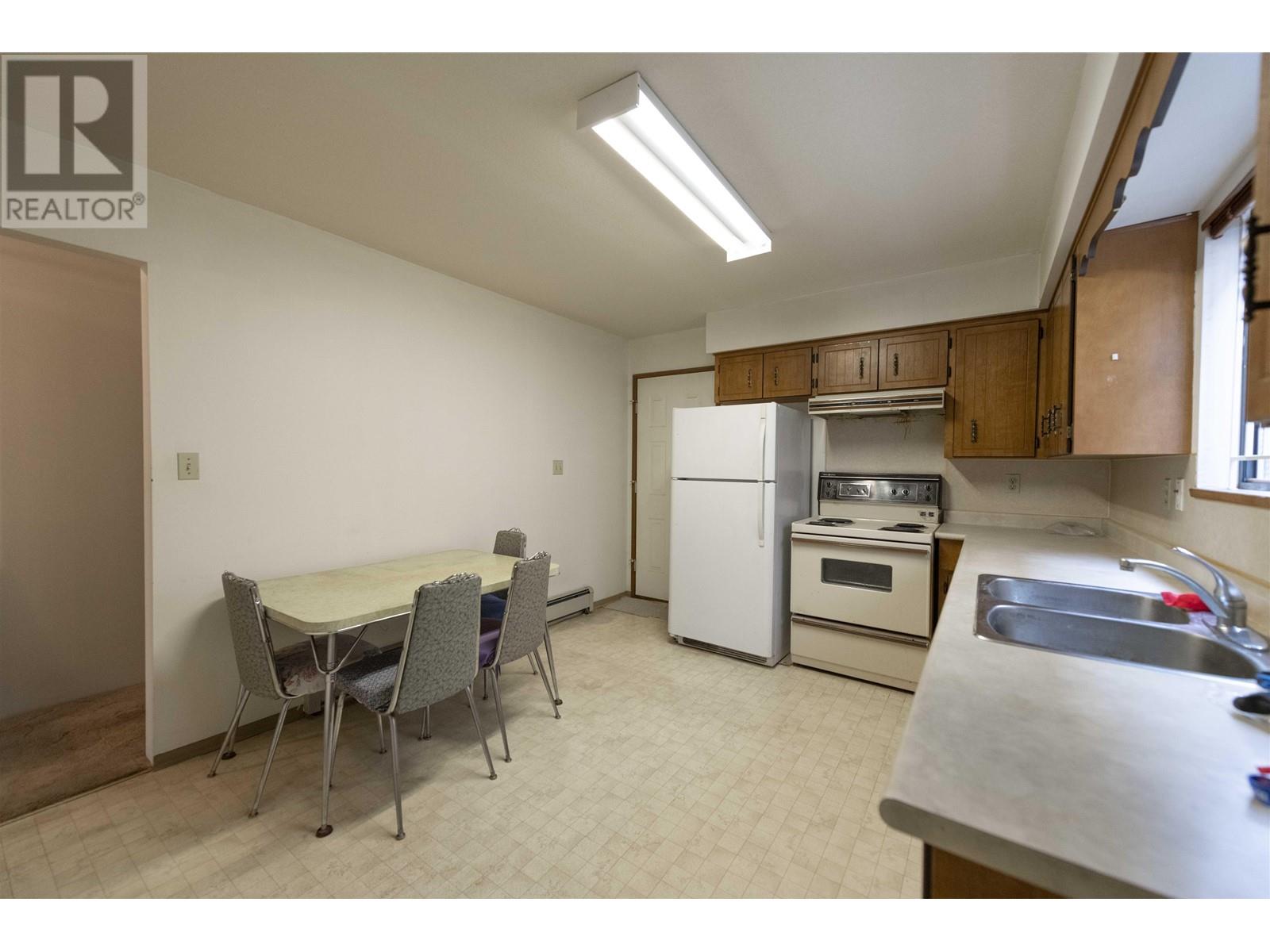 2754 Kitchener Street, Vancouver, British Columbia  V5K 3E1 - Photo 17 - R2988570