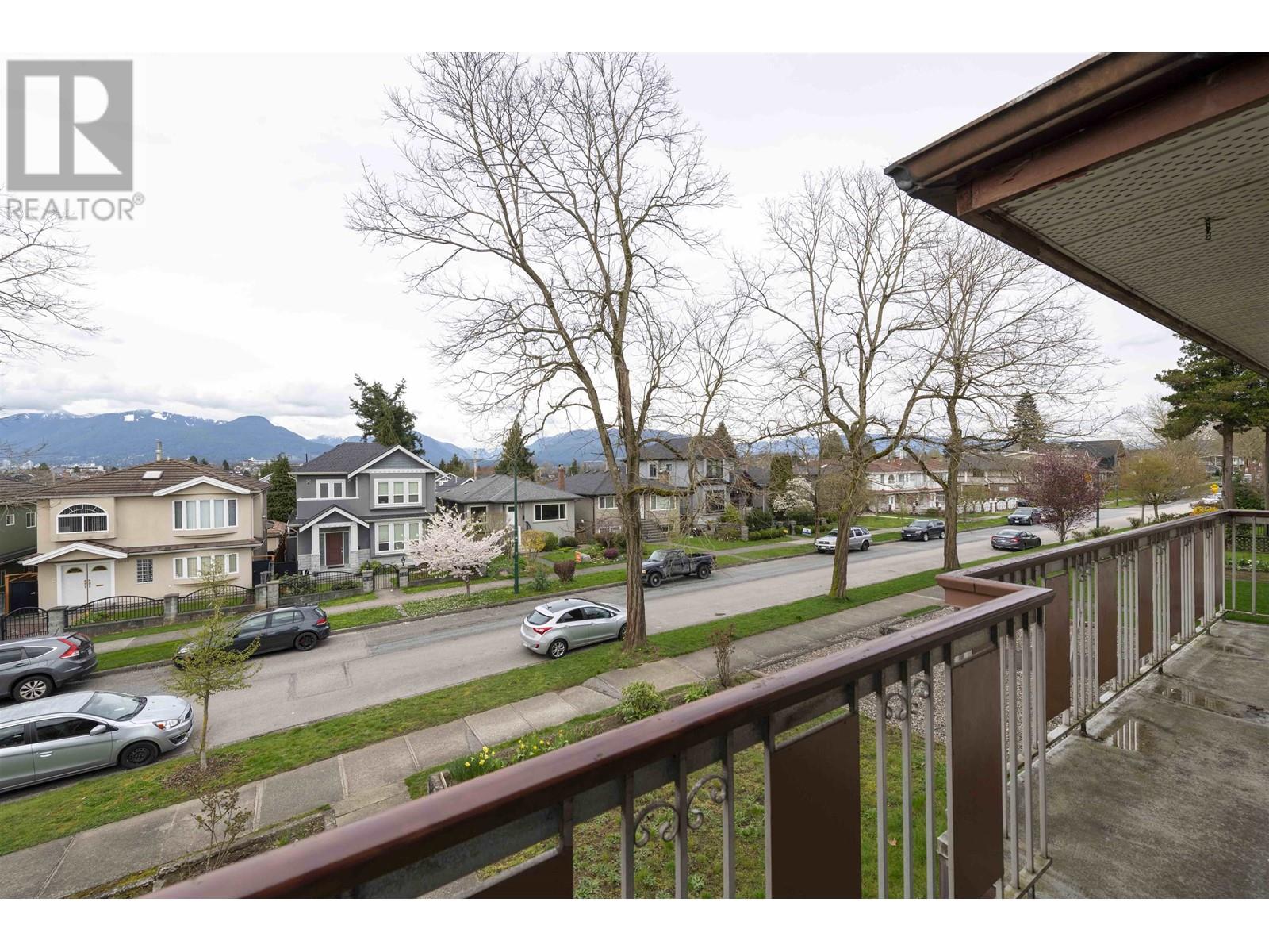 2754 Kitchener Street, Vancouver, British Columbia  V5K 3E1 - Photo 30 - R2988570