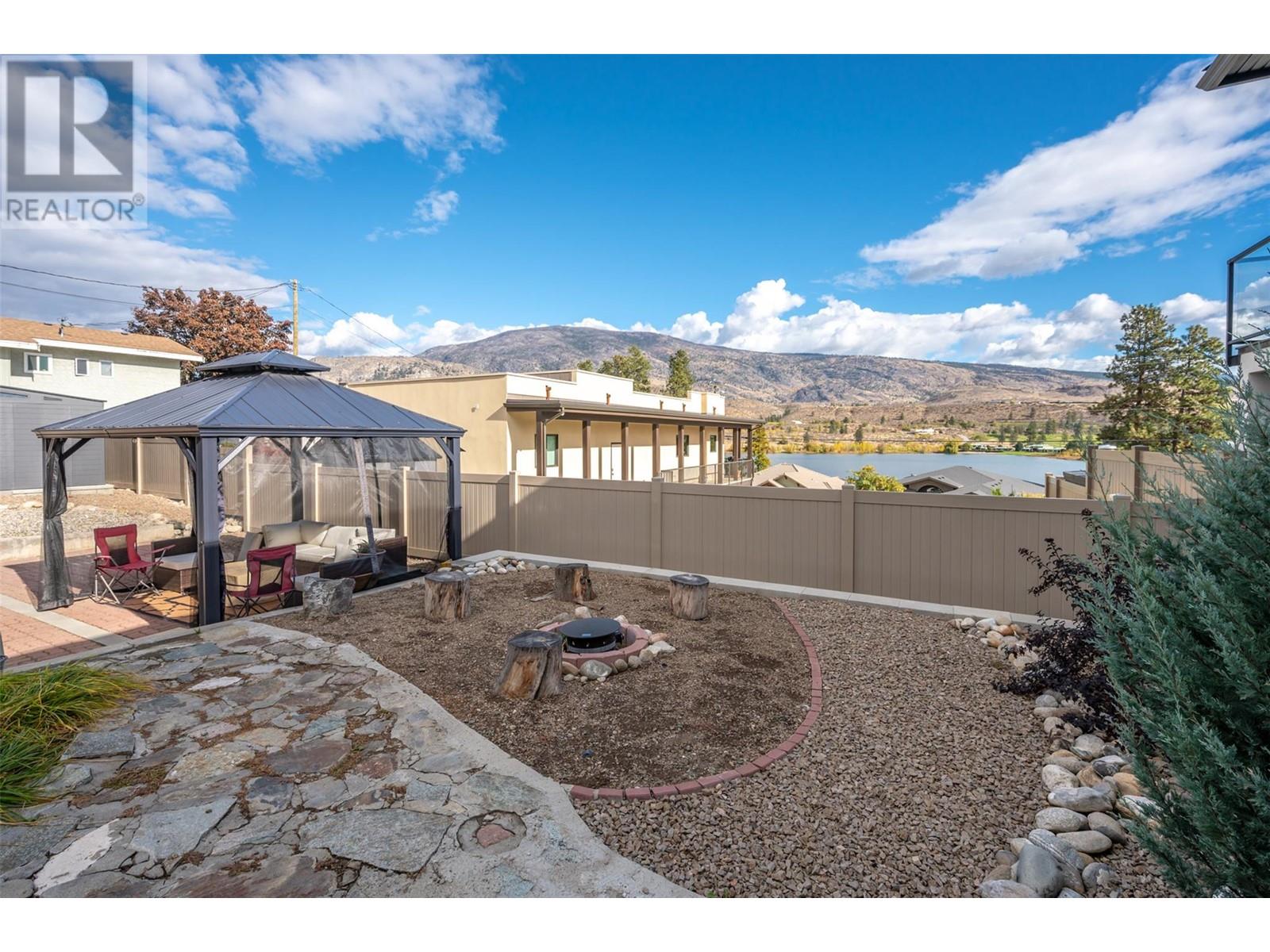 Property at 6764 LAKESIDE Drive image 4