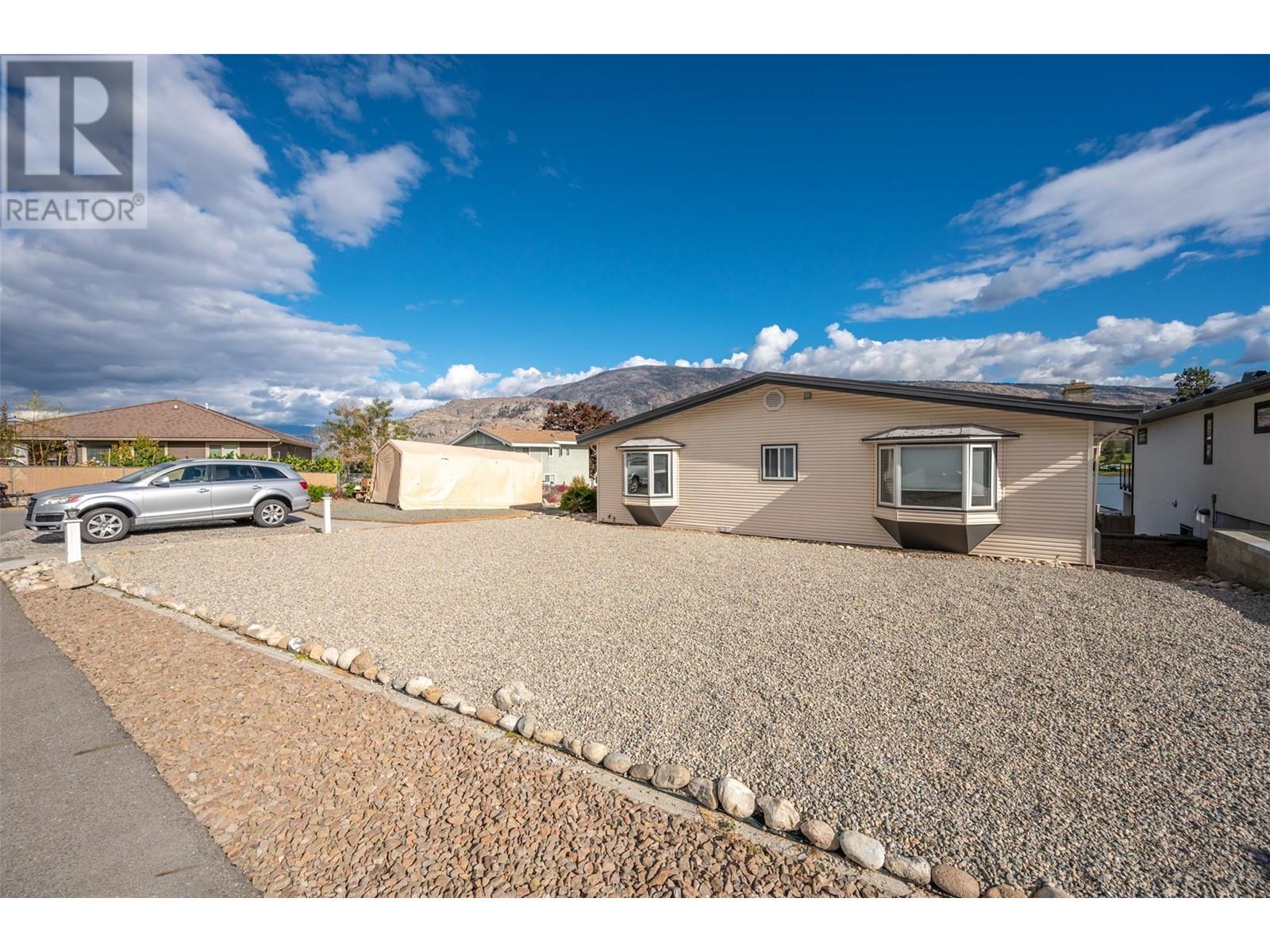 Property at 6764 LAKESIDE Drive image 2